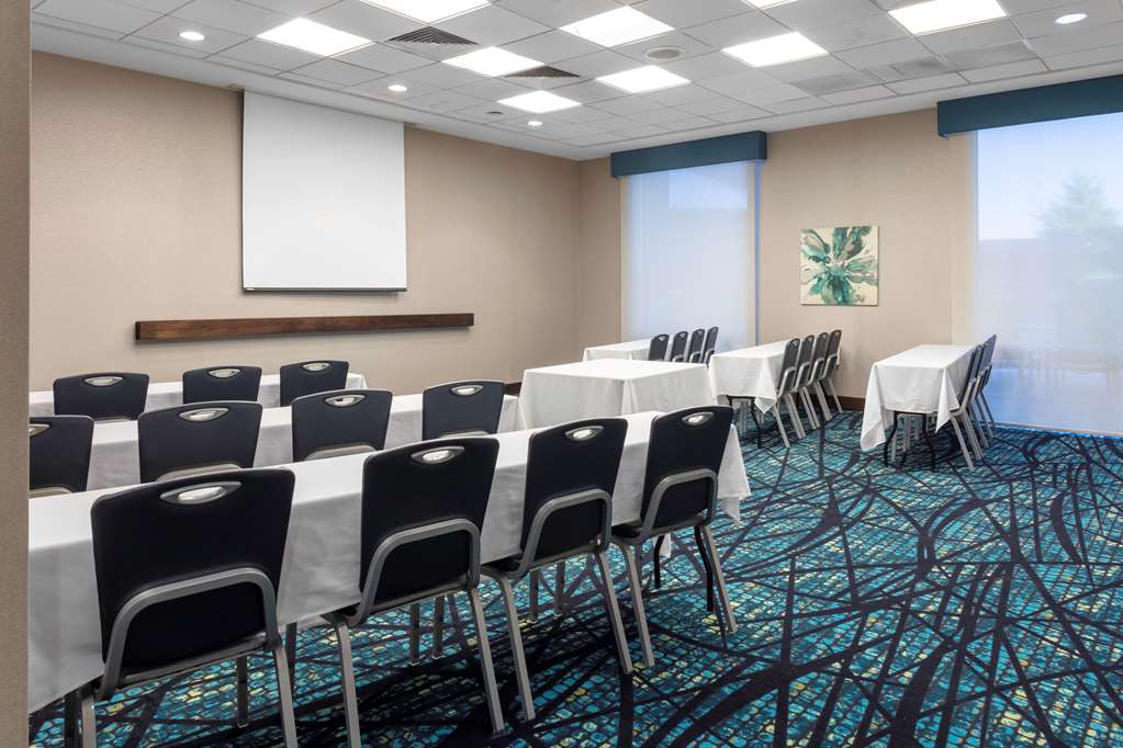 Meeting Room Homewood Suites by Hilton Phoenix Airport South Phoenix (602)470-2100