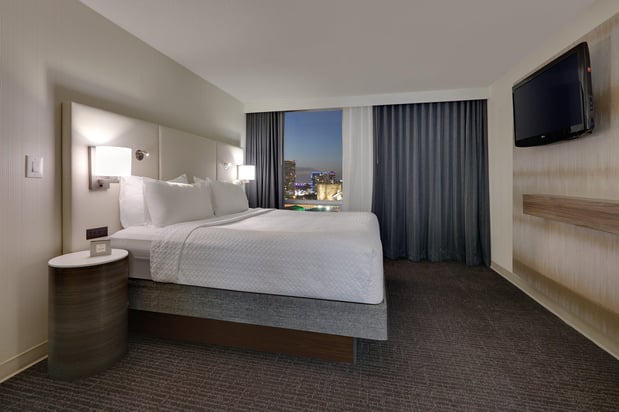 Images Crowne Plaza Dallas Downtown by IHG