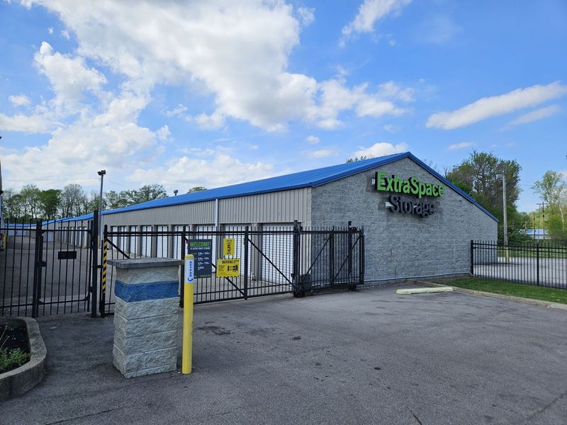 Alternate Beauty Image - Storage Express at 4360 E State St, Columbus, IN 47201
