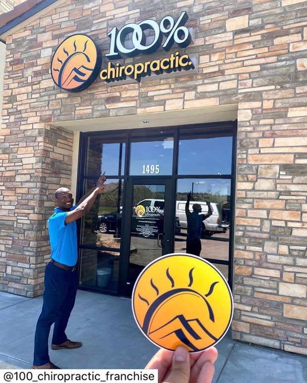 Images 100% Chiropractic - Monument