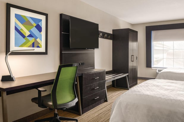 Images Holiday Inn Express & Suites Lawton-Fort Sill by IHG