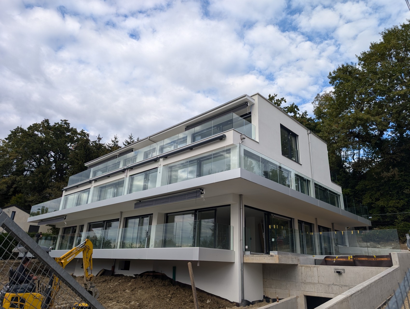 Bilder Meviplex Sarl