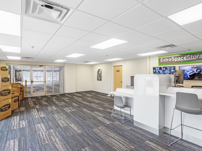 3933_Office