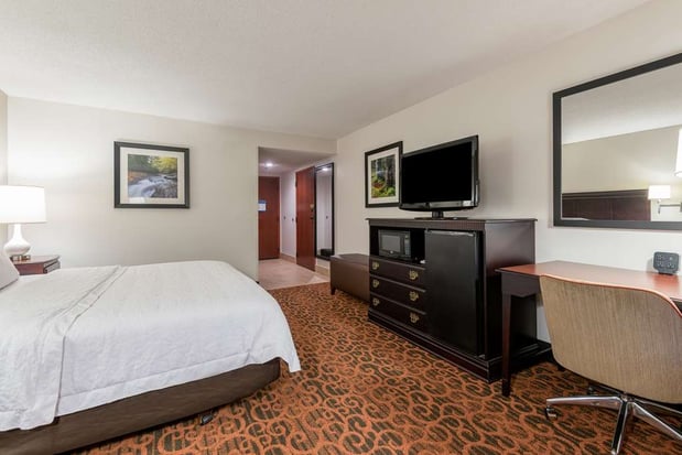 Images Hampton Inn Parkersburg-Mineral Wells