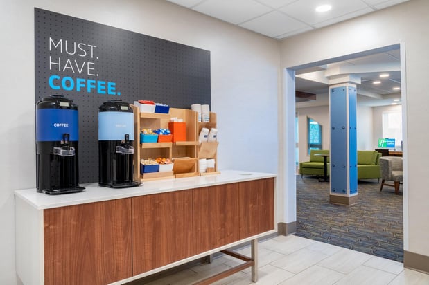 Images Holiday Inn Express & Suites Colorado Springs Airport by IHG