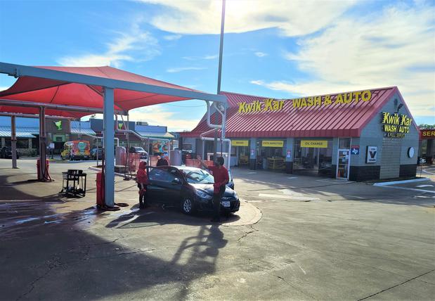Images Kwik Kar Wash & Auto of Arlington