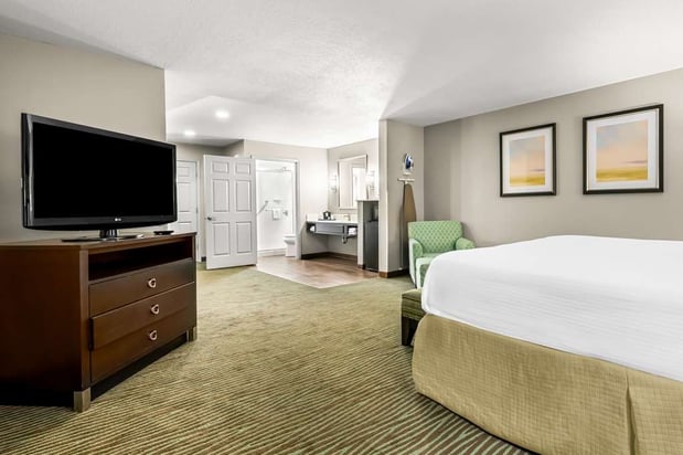 Images Best Western Executive Suites