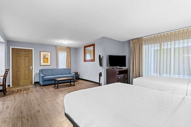 Images SureStay Studio by Best Western Pensacola