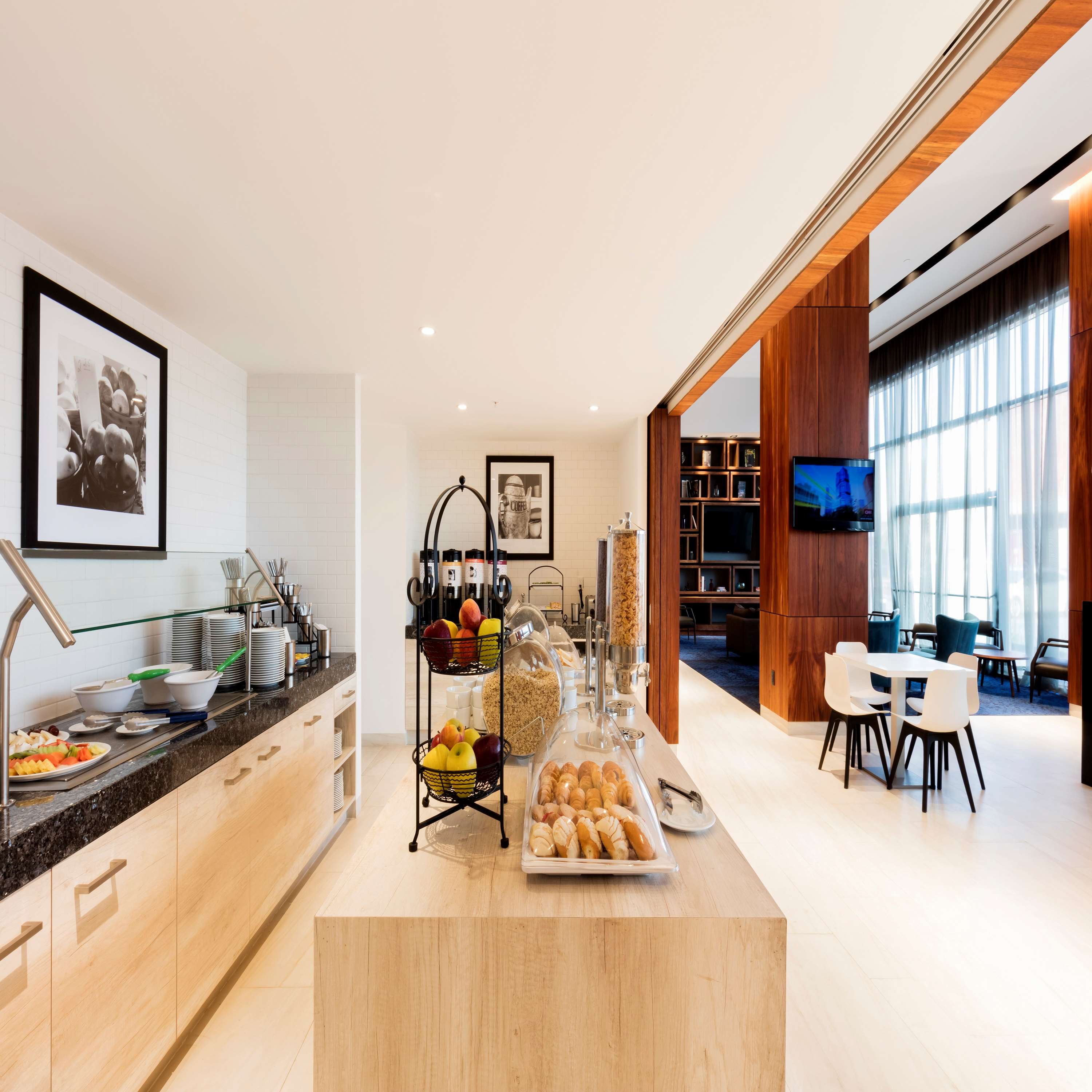 Images Hampton Inn by Hilton Cancun Cumbres