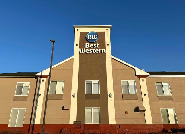 Images Best Western Watertown
