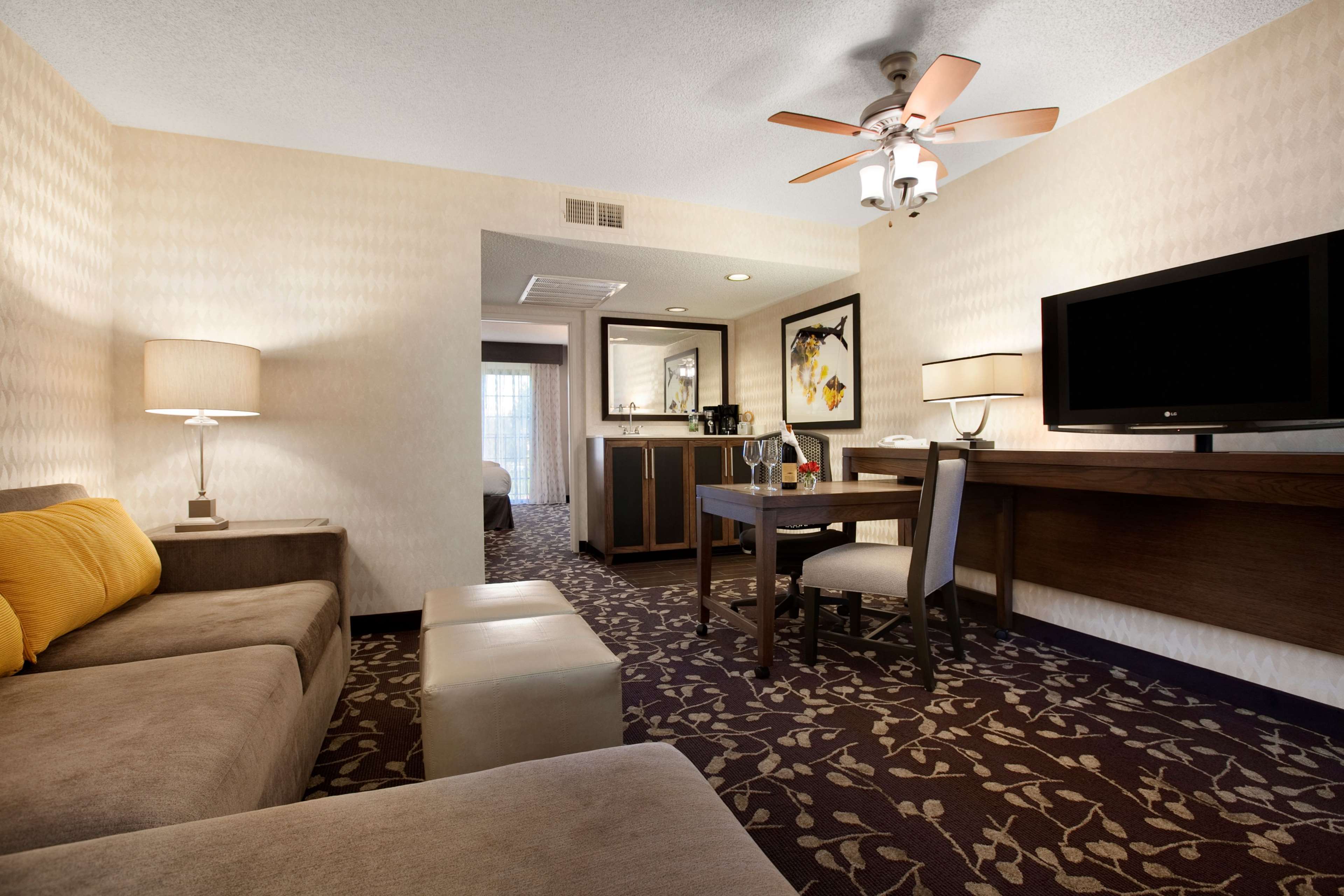 Guest room