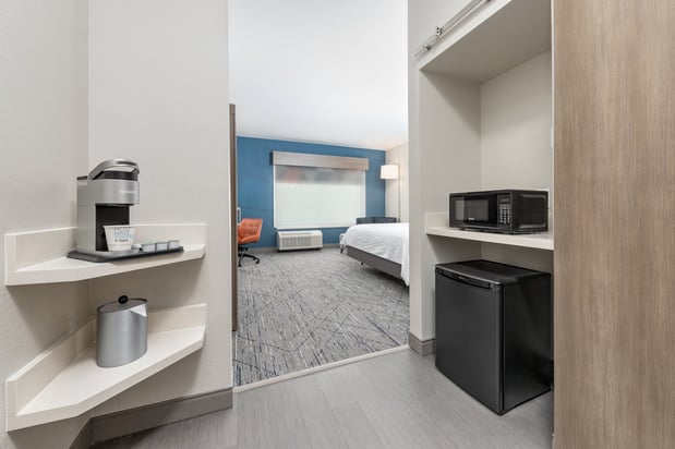 Images Holiday Inn Express & Suites Austin Airport East by IHG