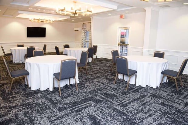 Images Hampton Inn & Suites Charlotte/SouthPark at Phillips Place