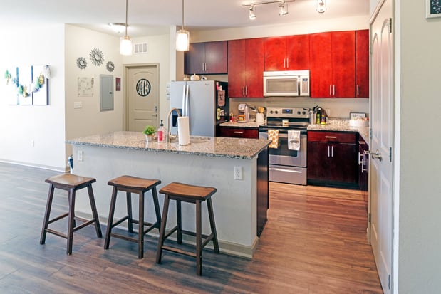 Images Eclipse on Madison