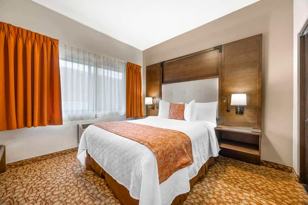 Images Best Western Plus Mill Creek Inn