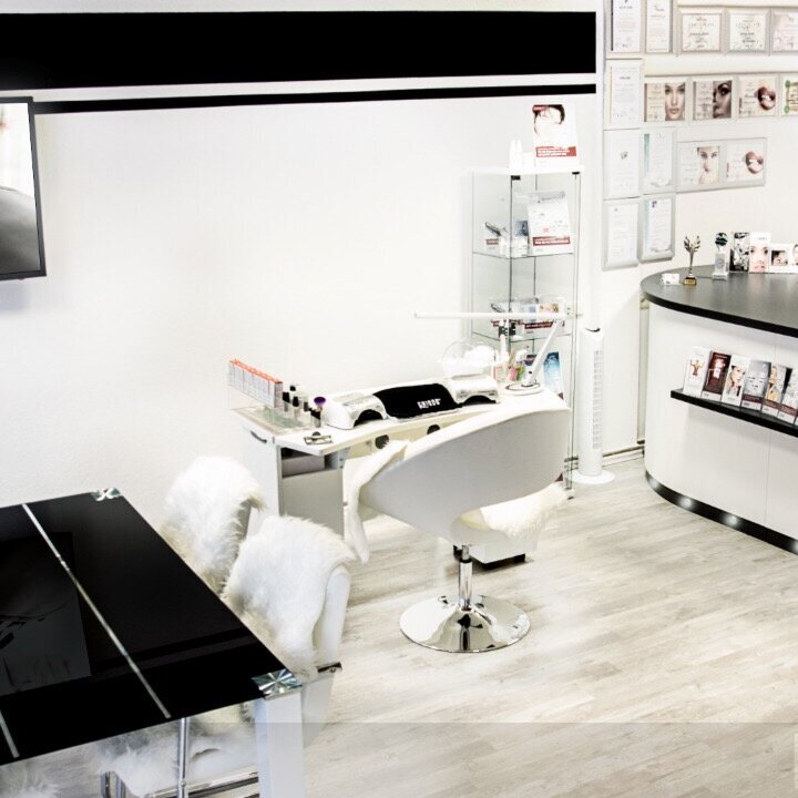 Kundenbild groß 26 NUBYA Cosmetics & More I Kosmetikstudio Erlangen
