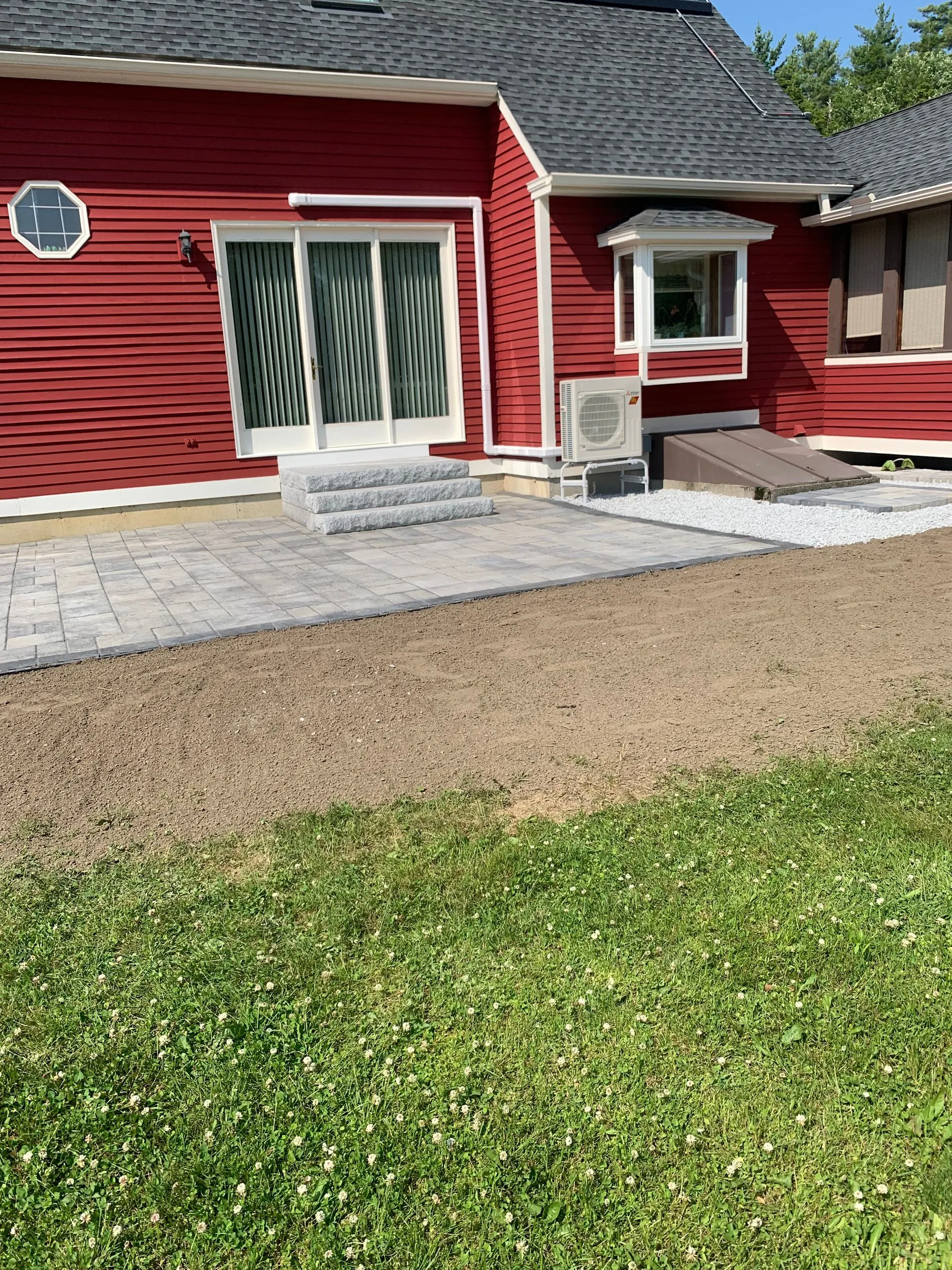 R & M Construction Landscaping Inc Image