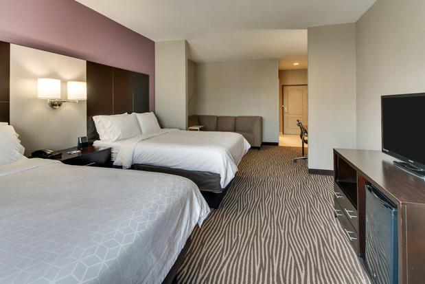 Images Holiday Inn Express Cheektowaga North East by IHG