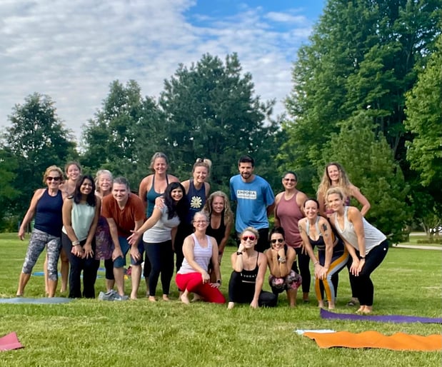 Images YogaSix Olathe