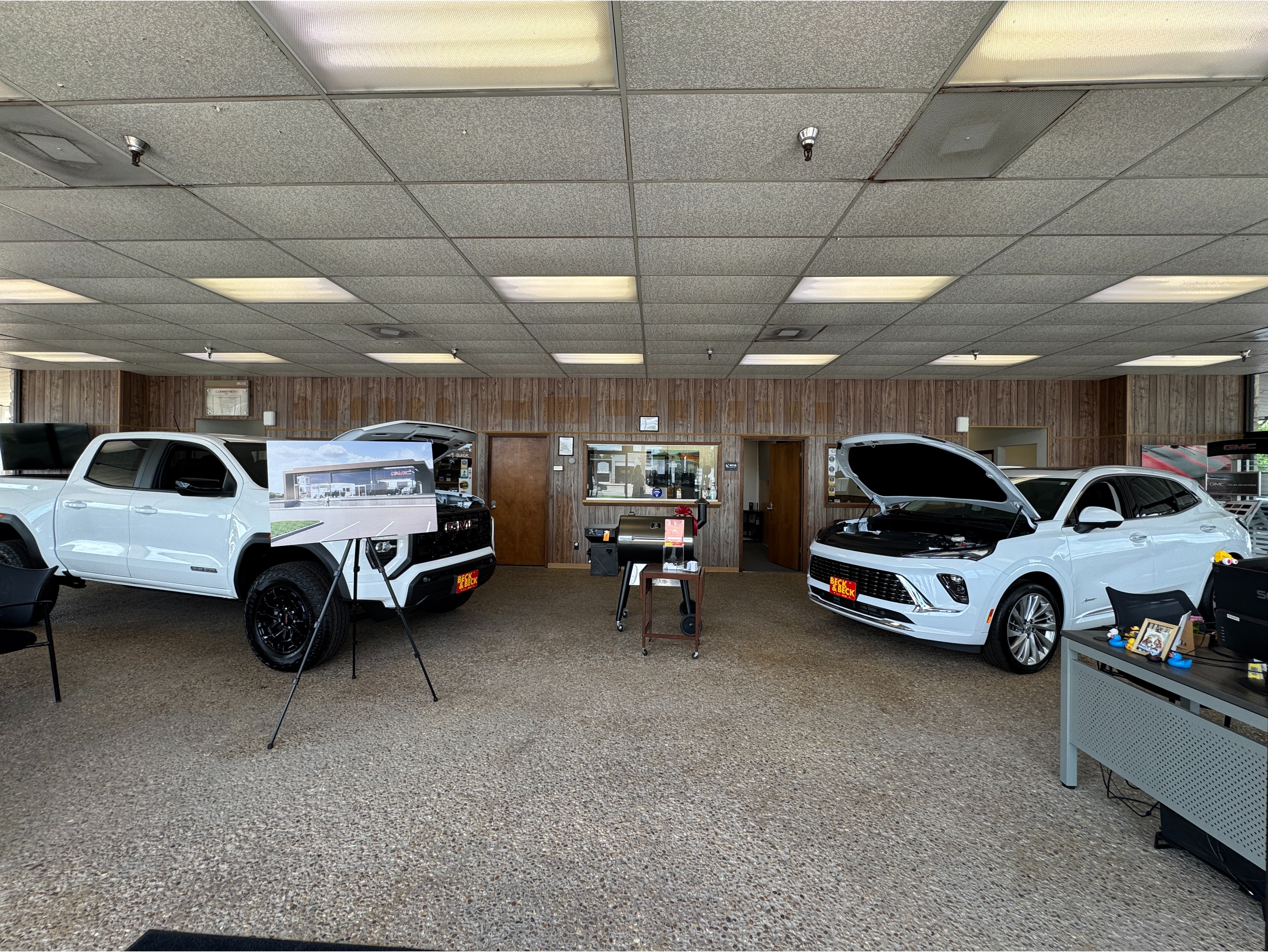 From new GMC Canyon to Buick Envista SUVs, Beck & Beck Buick GMC offers a welcoming, straightforward dealership experience right here in Seguin, TX.