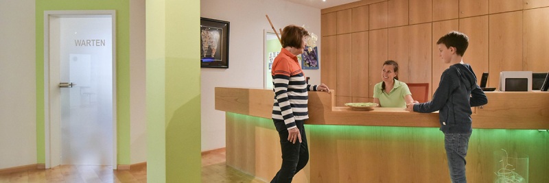 Zahnärztin Dr. Alexandra Welk, Hersbrucker Straße 17 in Lauf