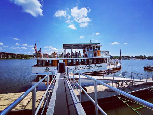 Images Dutch Apple Cruises & Tours