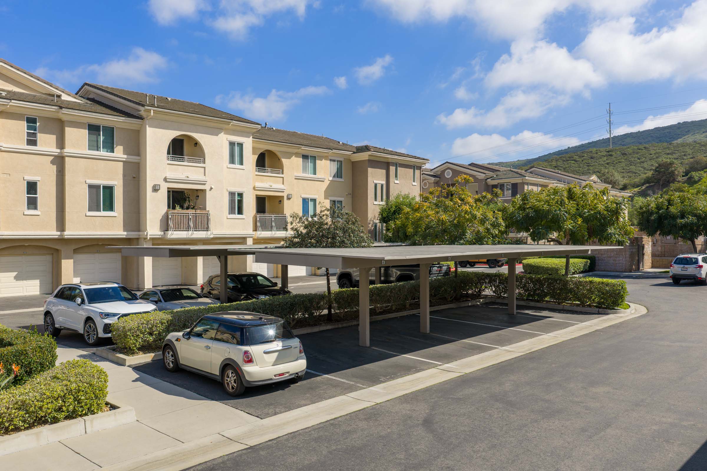 camden-old-creek-apartments-san-marcos-ca-carports-near-apartment-homes