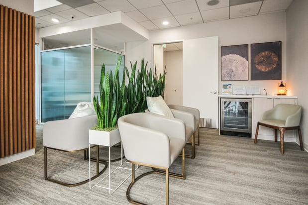 Images Moy, Fincher, Chipps Facial Plastics & Dermatology - Beverly Hills