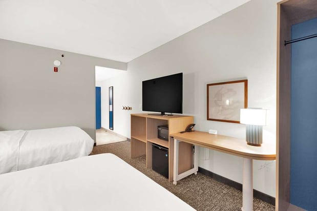 Images Spark by Hilton Plymouth