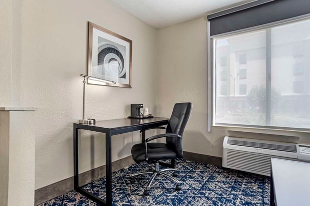 Images Best Western Canton Inn