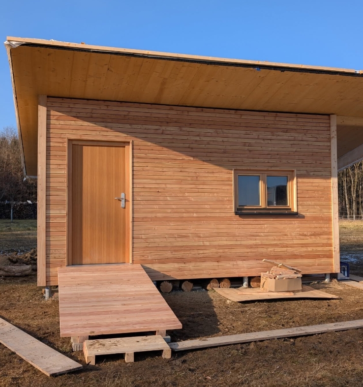 Schreinerei Anzenhofer, Uzstraße 9 in Welden