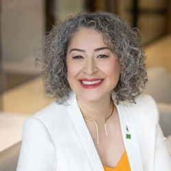 Images Pantea Ghooparanloo - TD Wealth Private Investment Advice