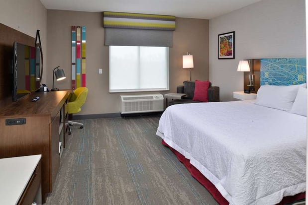 Images Hampton Inn & Suites Adrian