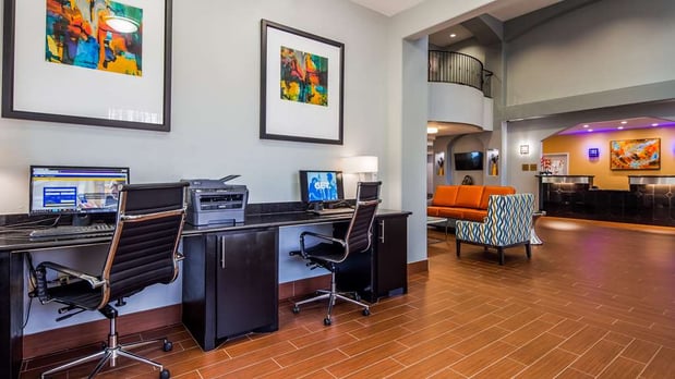 Images Best Western Plus Barsana Hotel & Suites