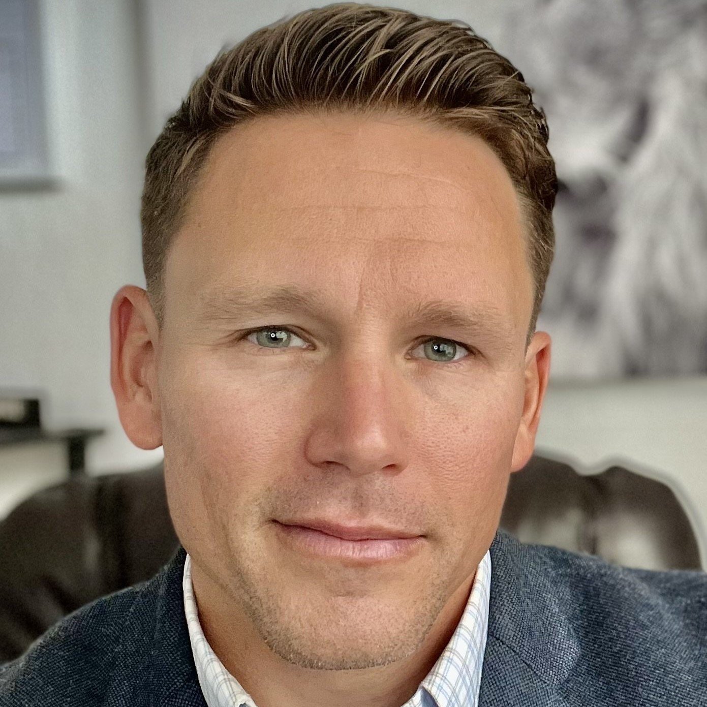 Agent Headshot