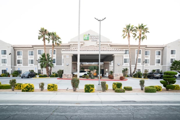 Images Holiday Inn Express & Suites Hesperia by IHG