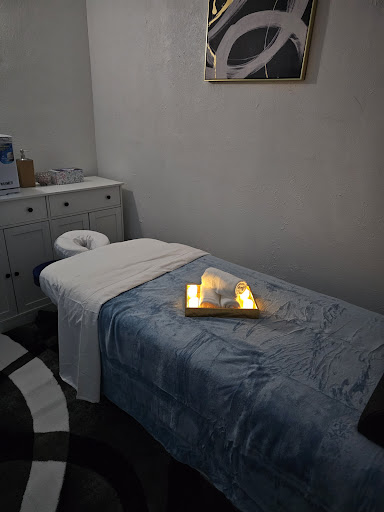 Images Kiki's massage LLC.