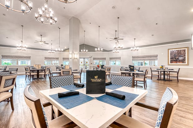 Images Meridian at Lantana