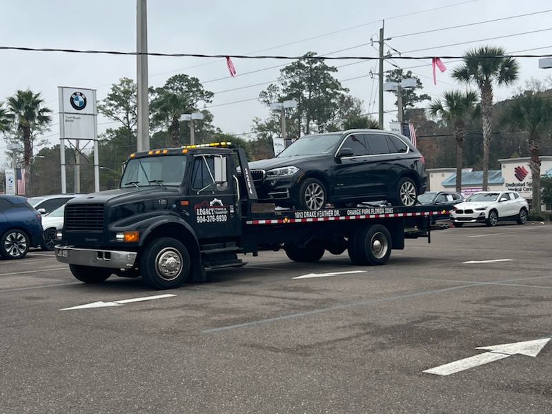 We will answer your towing call 24/7!