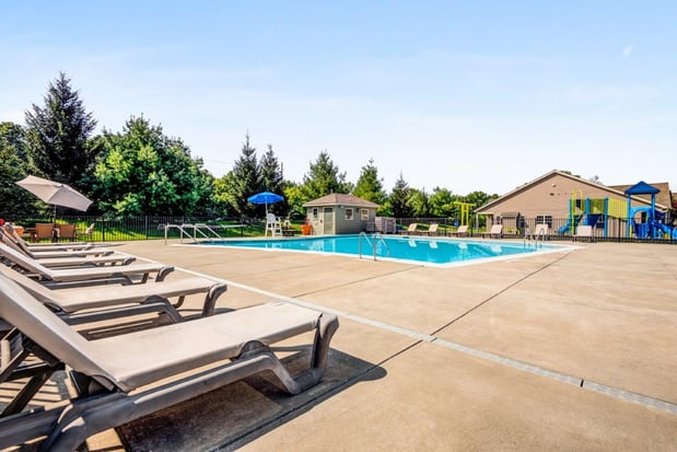 Images Saratoga Crossing Apartments & Townhomes