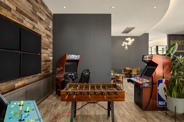 Images Holiday Inn & Suites Nashville Downtown - Broadway by IHG