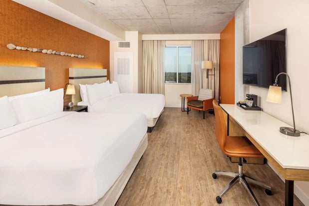 Images Hotel Melby Downtown Melbourne, Tapestry Collection by Hilton