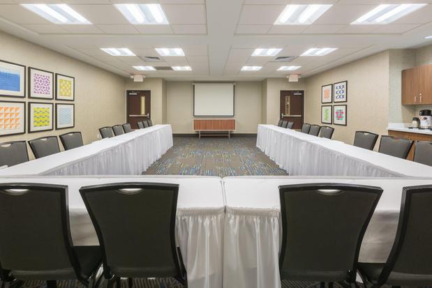 Images Holiday Inn Express & Suites Eugene Downtown - University by IHG