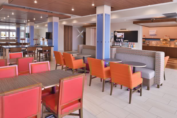 Images Holiday Inn Express & Suites Madison by IHG