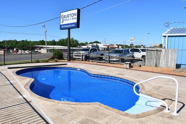 Images Burton Pools & Spas