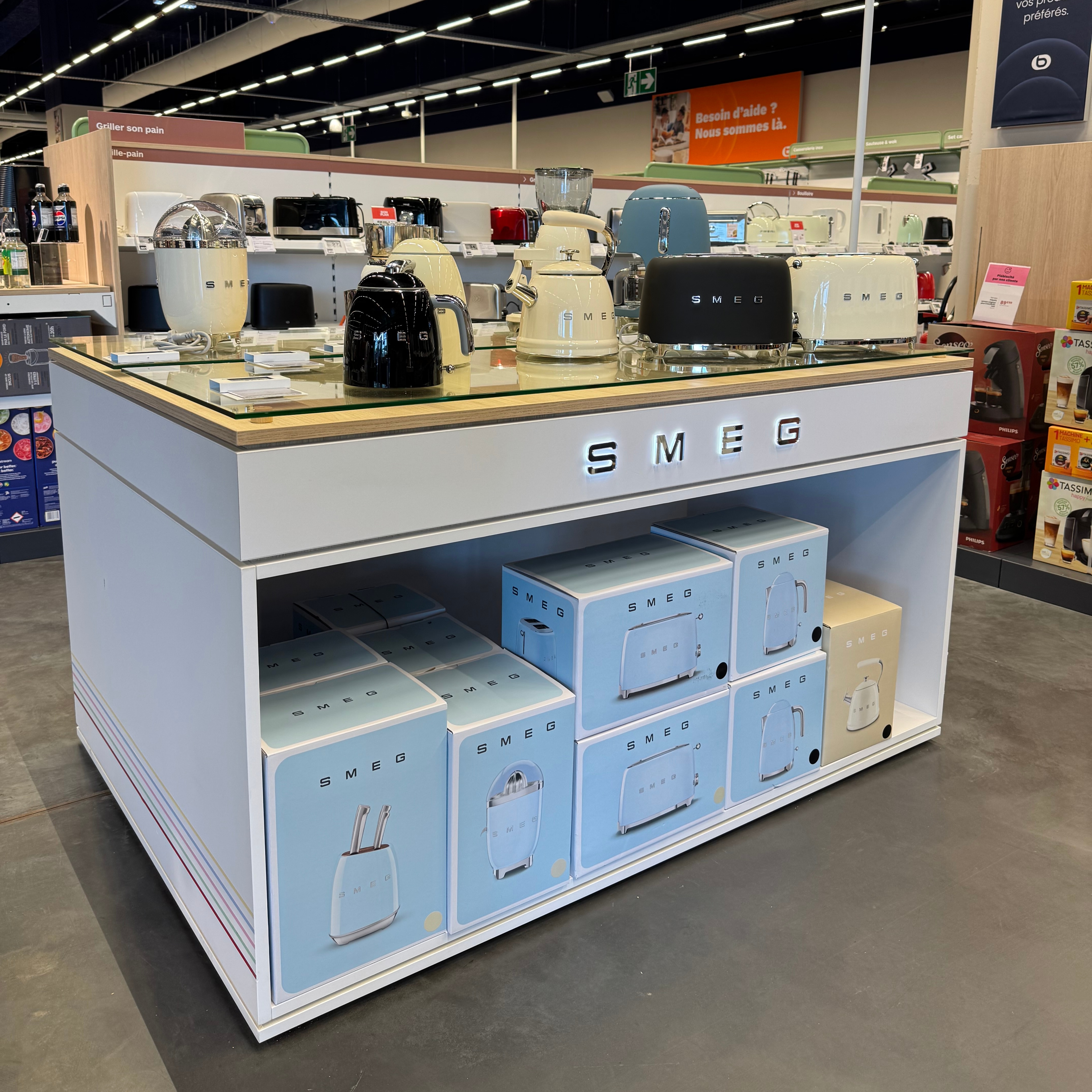 Table de produits smegs Table de produits smegs