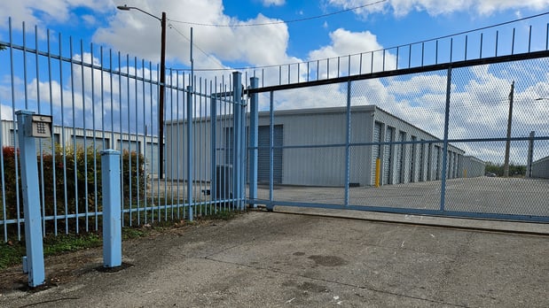 Images River Road Self Storage