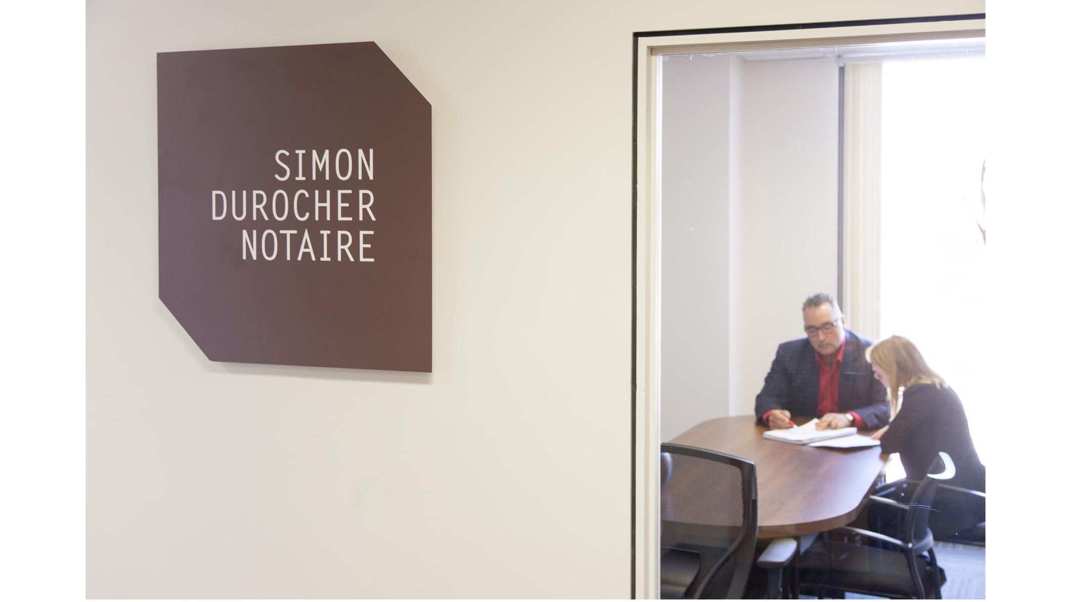 Images Me Simon Durocher Notaire Inc.