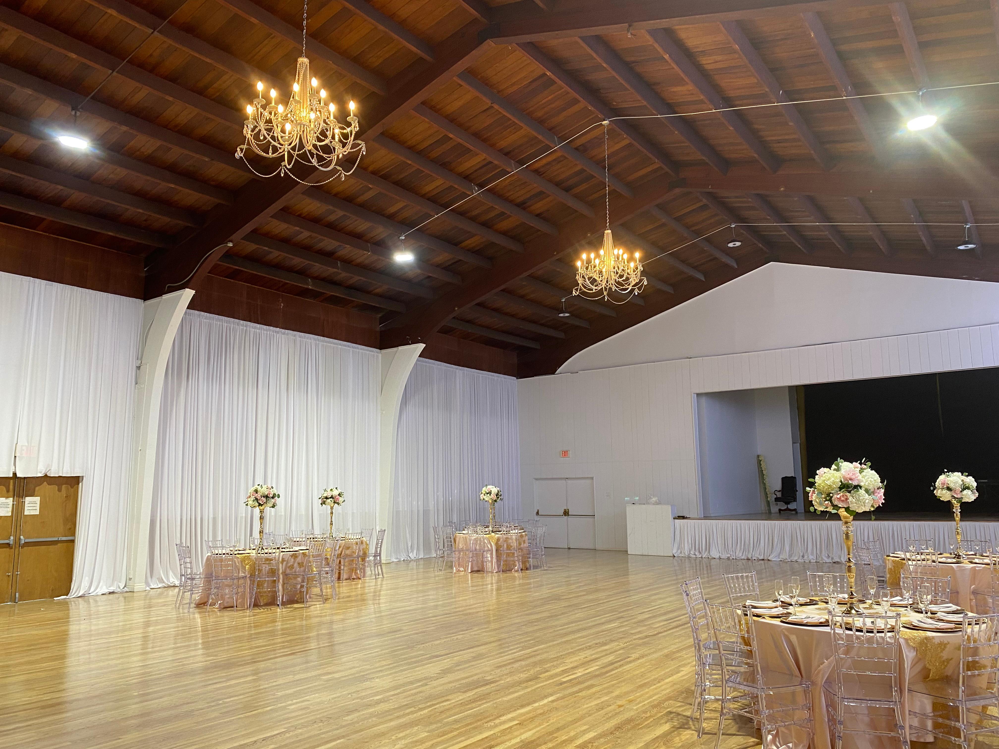 Time Banquet Hall - Montebello