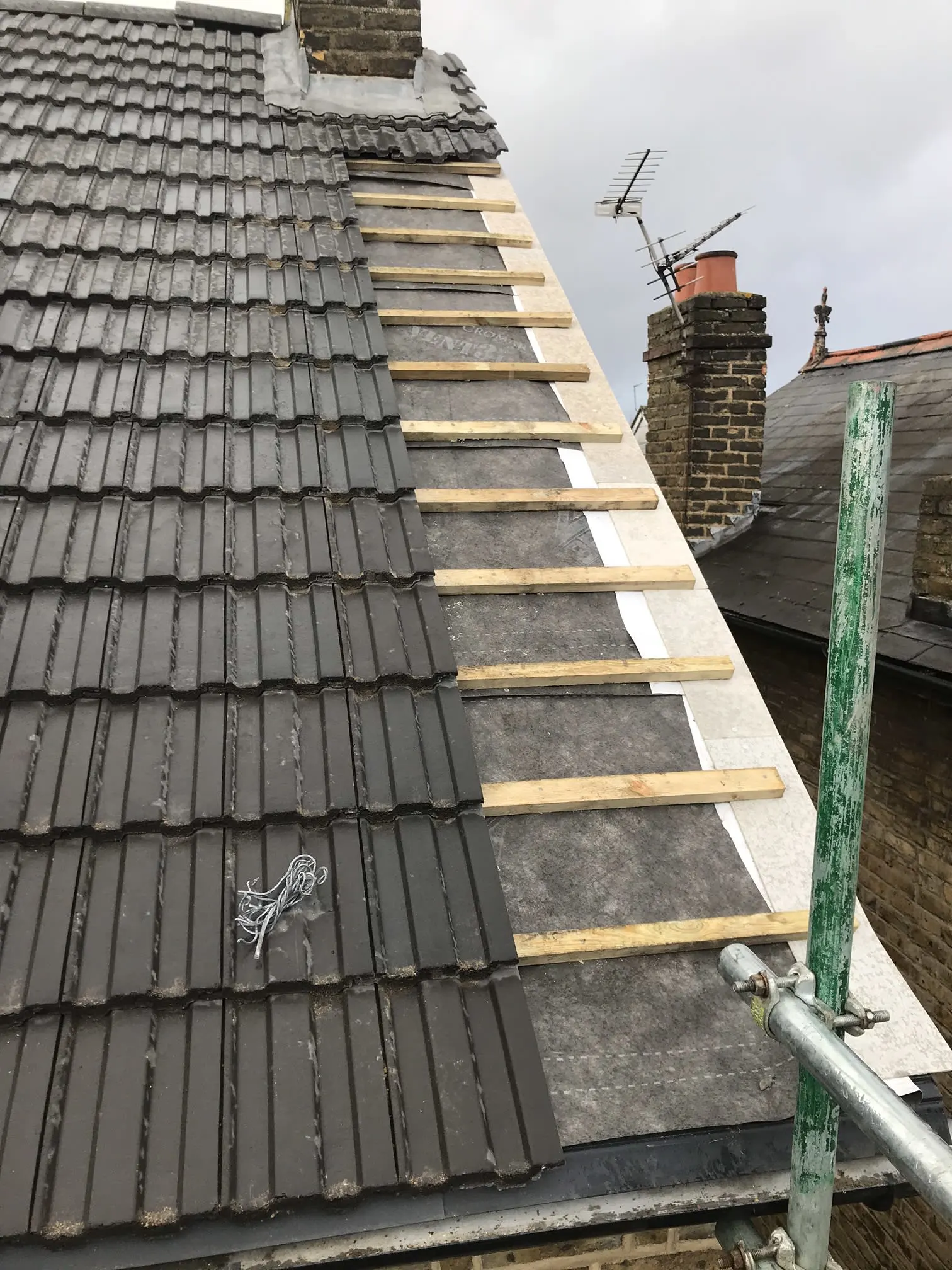 Images ABRS Roofing Services Ltd